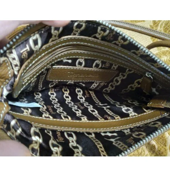 👉LAST CHANCE‼️ Tignanello 100% Leather  X-Bodies Organizer Messenger Bag - Picture 10 of 13